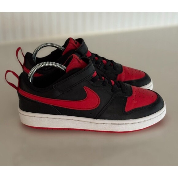 Nike Court Borough Low 2 "Bred" Boys Size 3Y Black Red Shoes BQ5451-007 - Picture 1 of 8